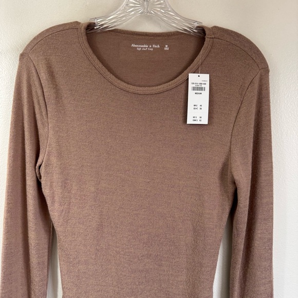Abercrombie & Fitch Women's Soft A&F Cozy Long Sleeve Tan Neutral Bodysuit Sz M - Picture 3 of 8